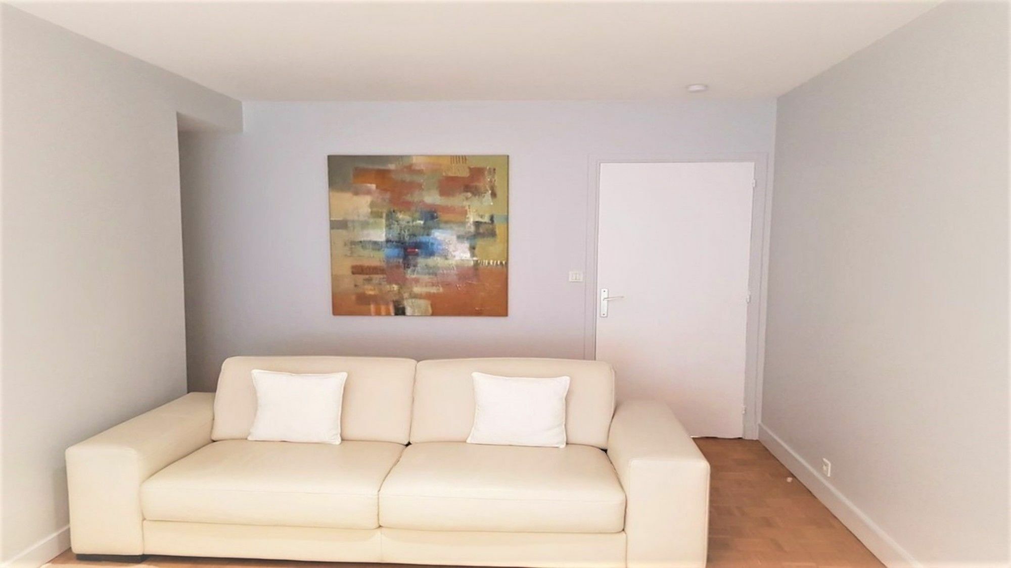 Appartement 55 M2 With Balcony In The 6th Arrondiss. Parijs